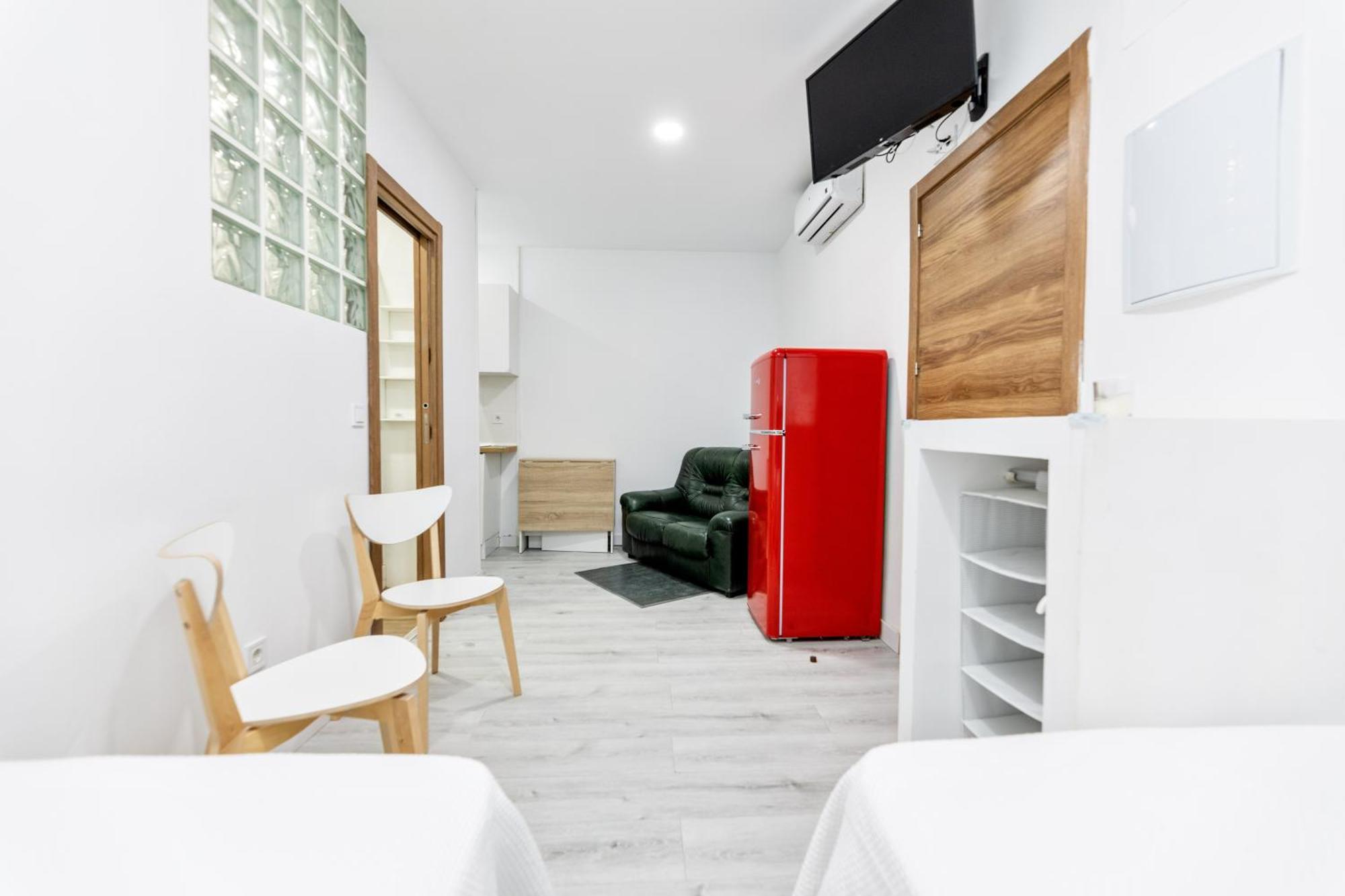 Los Apartamentos Jacinto Benavente Centro Мадрид Экстерьер фото