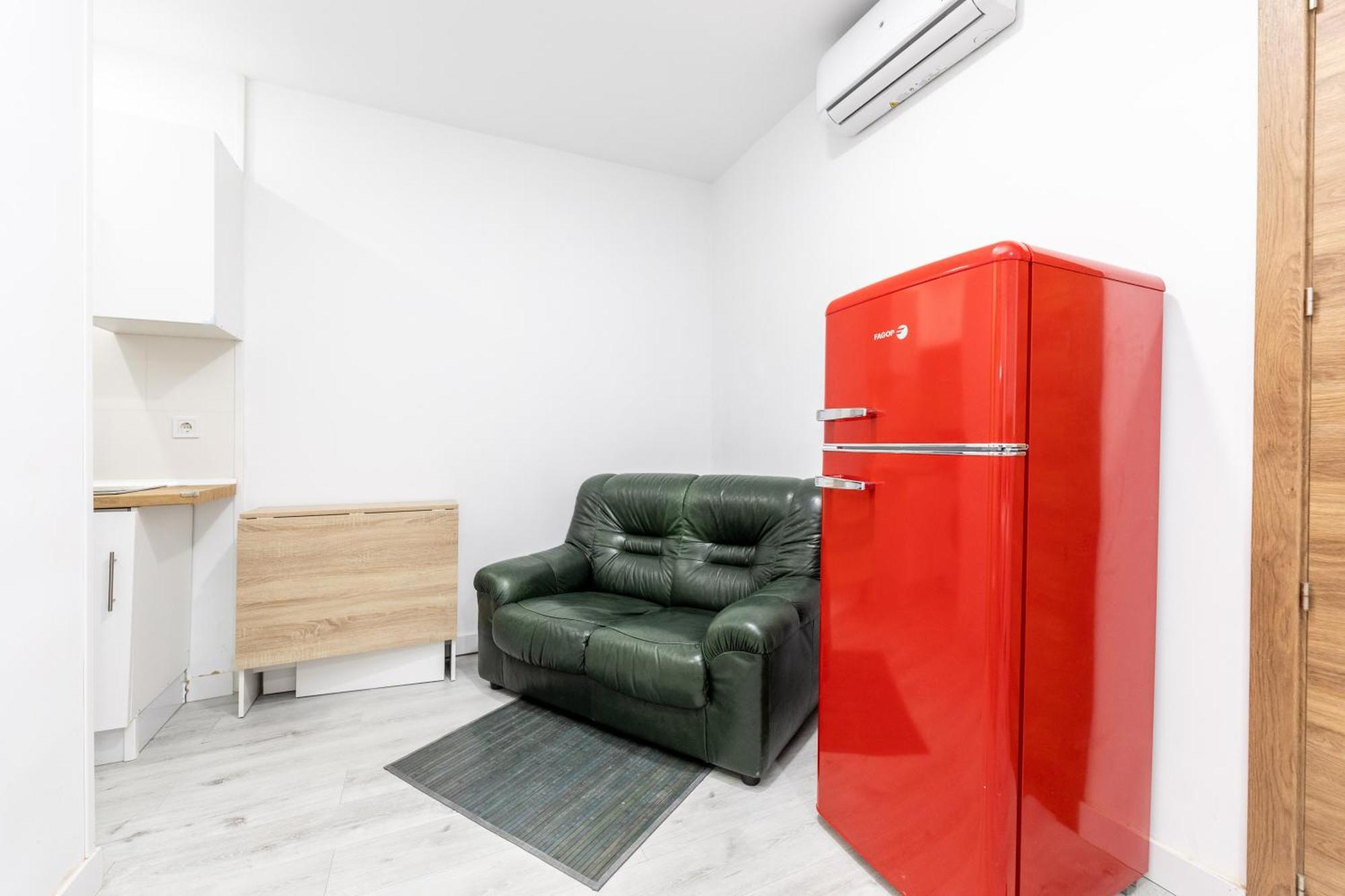 Los Apartamentos Jacinto Benavente Centro Мадрид Экстерьер фото